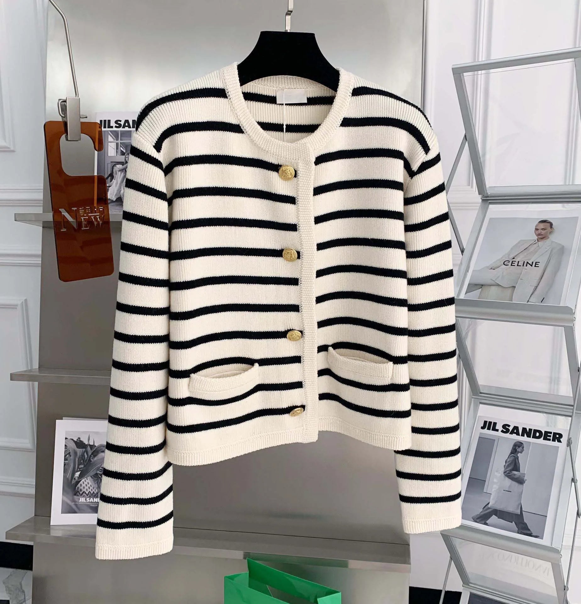 Strickjacke Colette – Streifen-Cardigan mit Knopfleiste