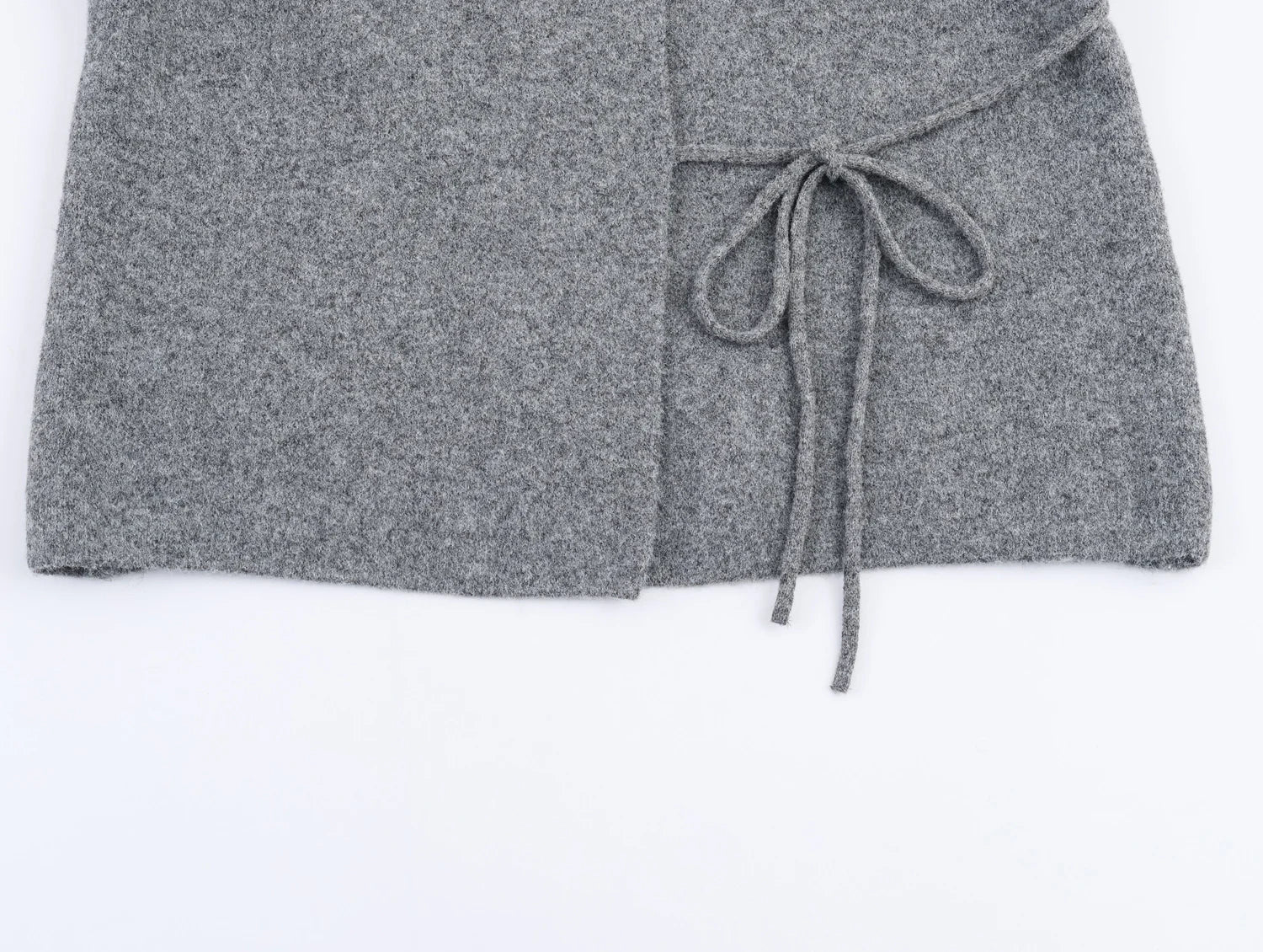 Strickjacke Marlene – Kimono-Look mit weiten Ärmeln