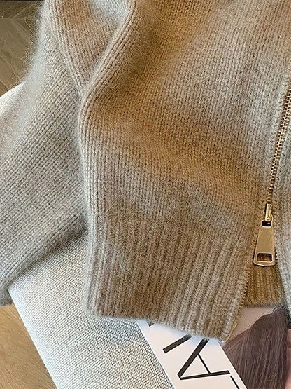 Strick-Bomber Vera – Cropped mit Zipper & Kontrast-Kragen