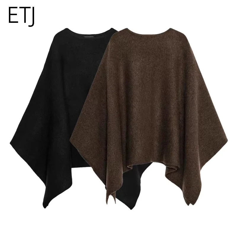 Strick-Cape Solveig – oversized & weich fließend