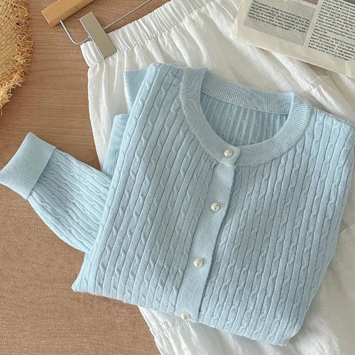 Feinstrick-Cardigan Pia – Zopfmuster mit Knopfleiste