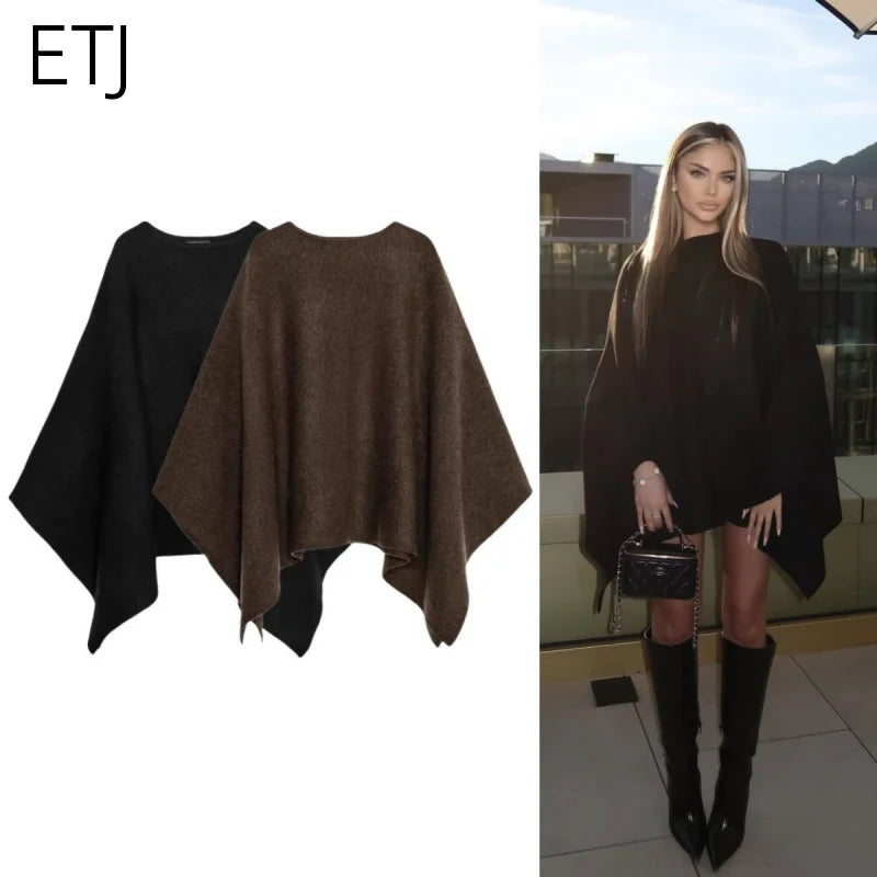 Strick-Cape Solveig – oversized & weich fließend