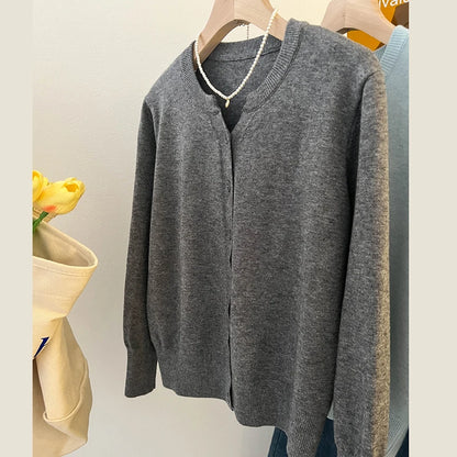 Basic-Cardigan Ella – Feinstrick mit Knopfleiste