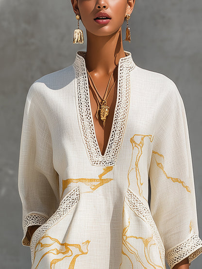 Aliénor | Elfenbeinfarbenes Häkelspitzen-Minikleid mit Goldmotiven und V-Ausschnitt