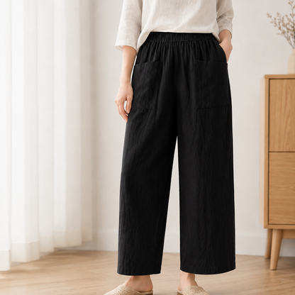Weite Leinenhose Alina Damen beim Cafe-Date