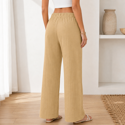 Noor Hose Fall und Silhouette im Detail